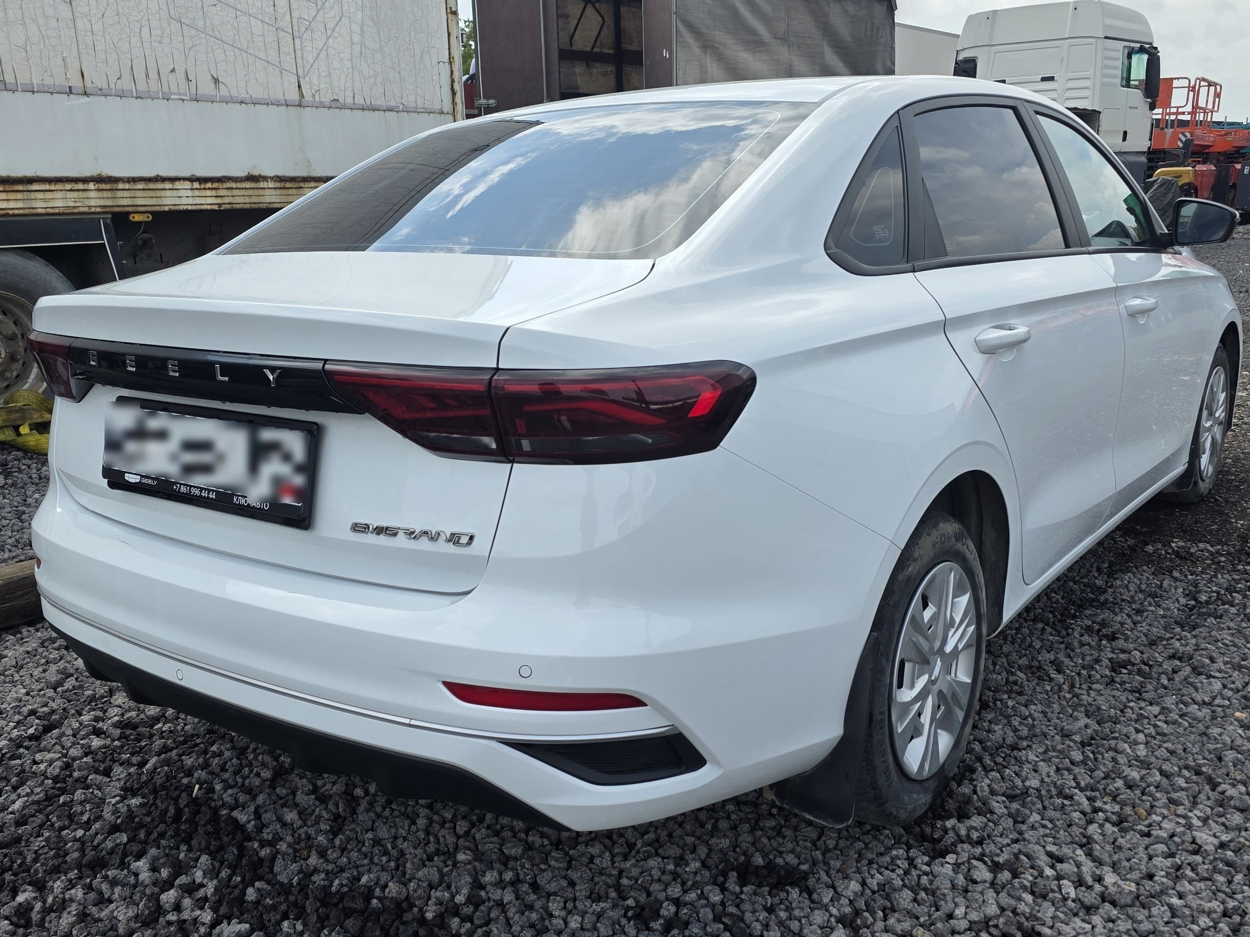 Geely EMGRAND - 3