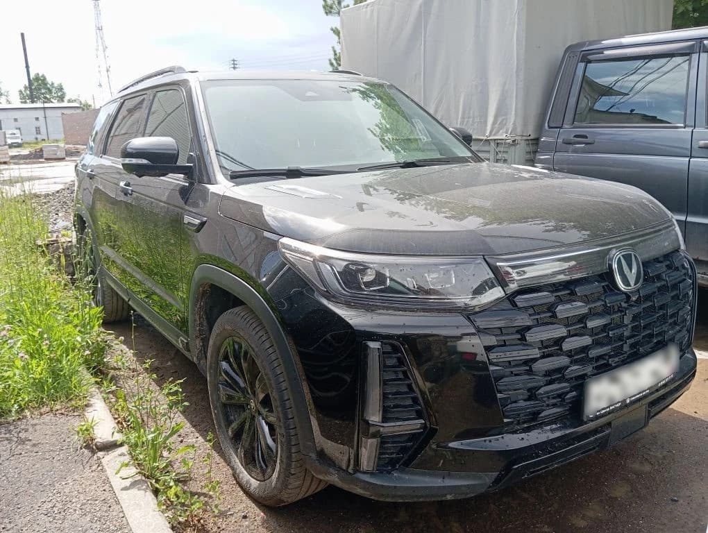 Changan CS95 - 2