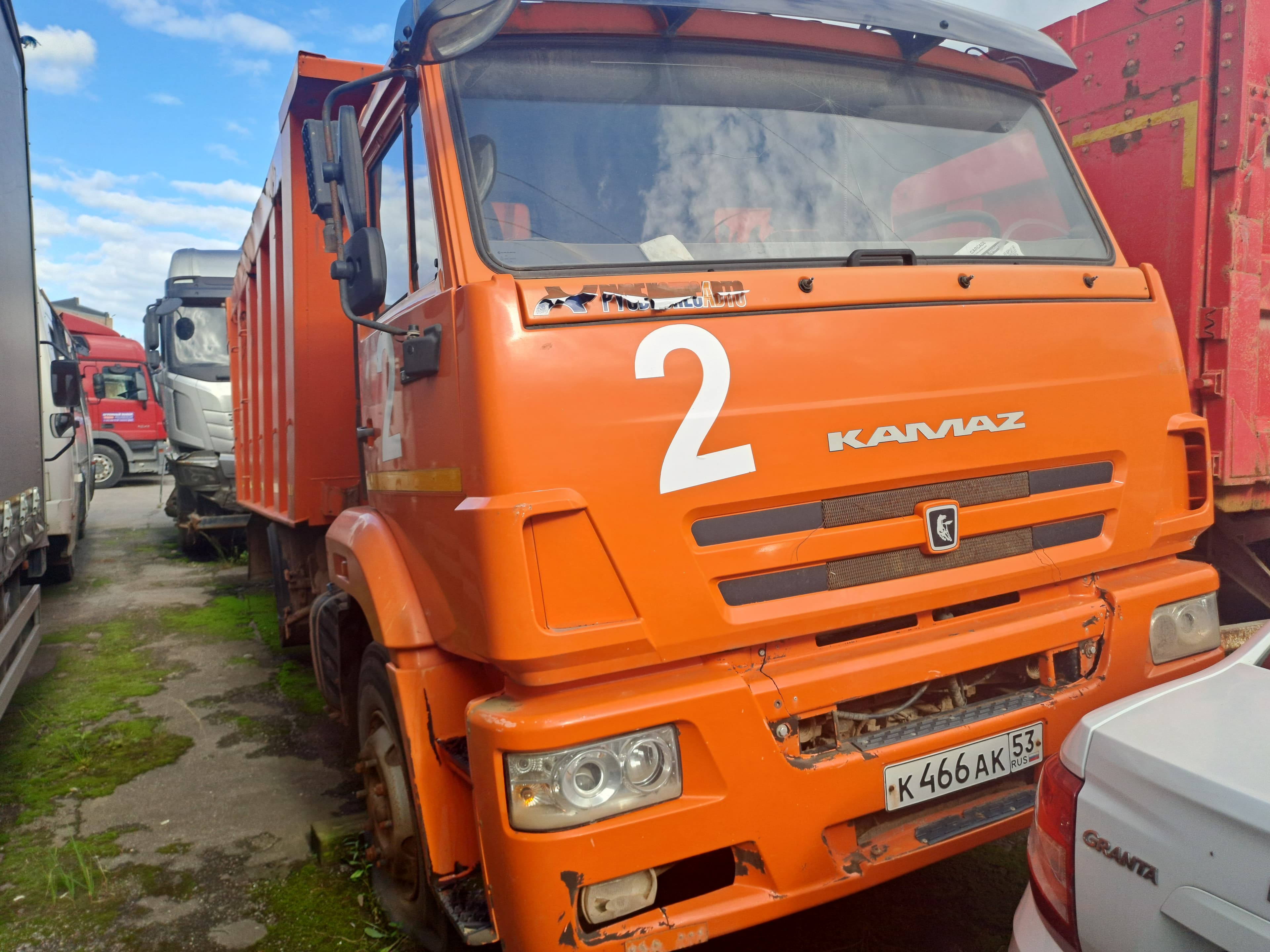 Камаз 6520 6X4 Самосвал - 2