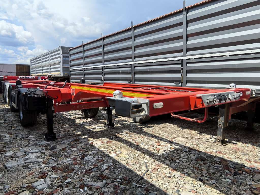 Sinanli Tanker ST4F* Полуприцеп контейнеровоз 4 оси - 2