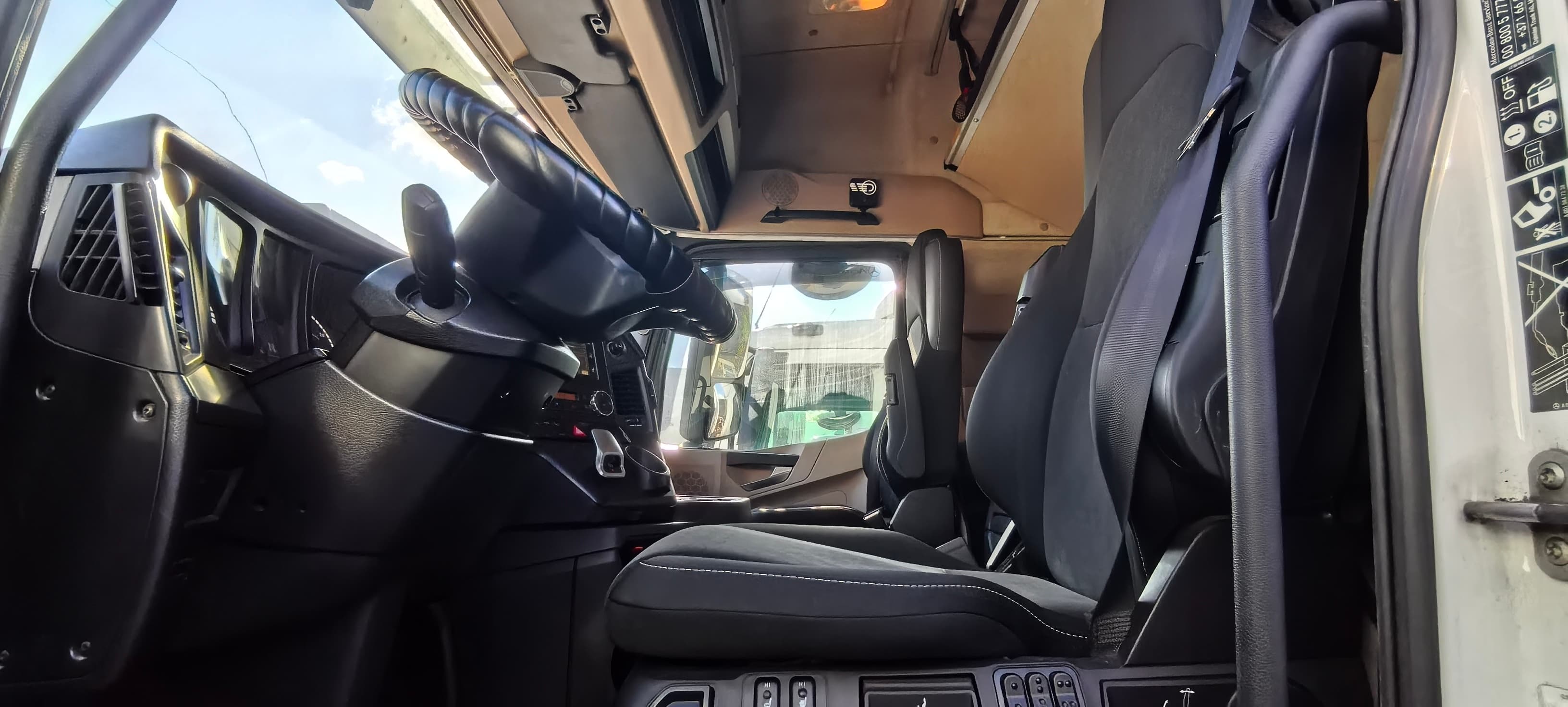 Mercedes-Benz Actros 4x2 Седельный тягач - 5