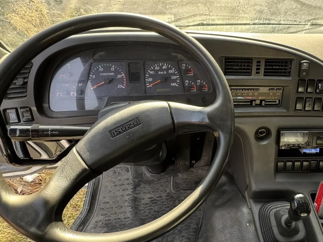 Автомастер 6589* на шасси Isuzu Giga (CYZ) 6x4 Самосвал - 5