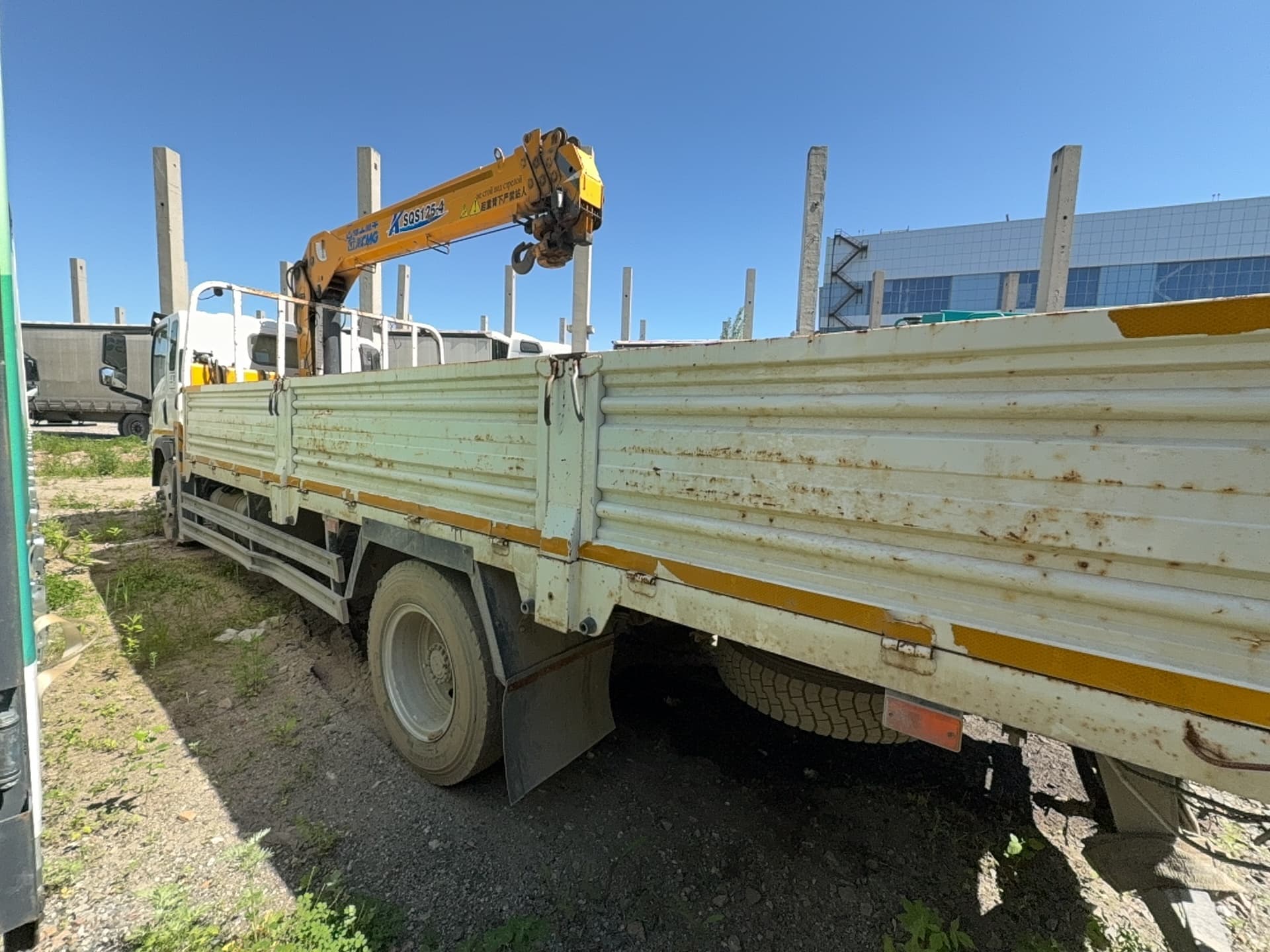 Dayun CGC* 4x2 Бортовой с КМУ - 4