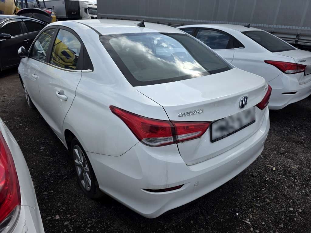 Changan Alsvin - 4