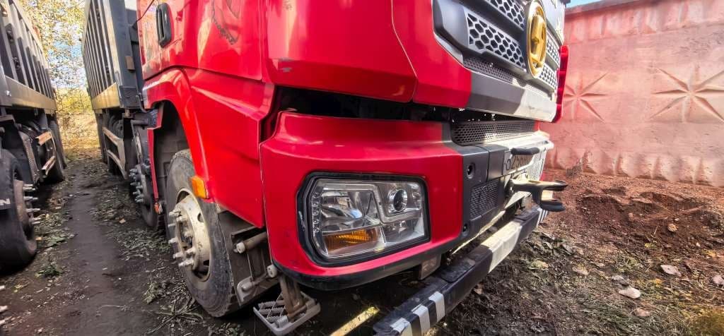 Shacman (Shaanxi) SX* 8x4 Самосвал - 2