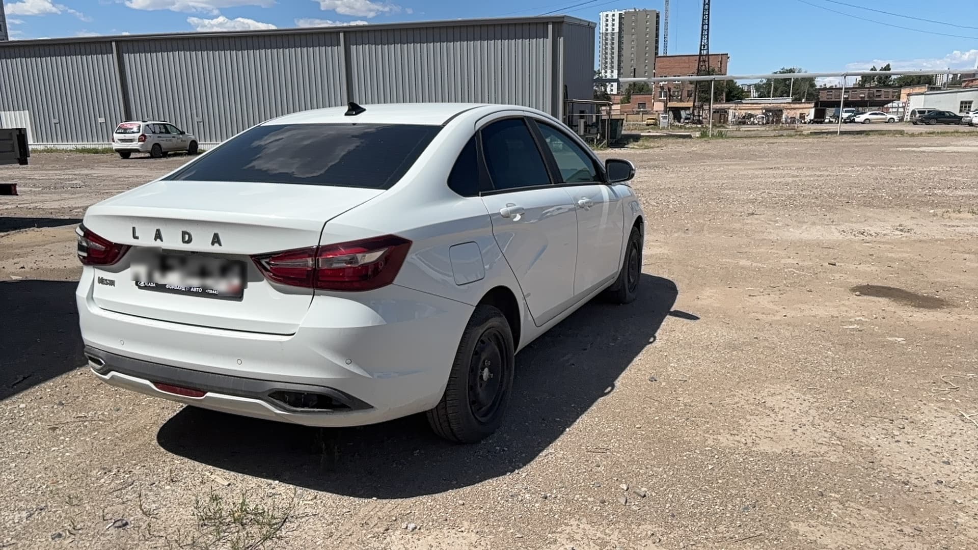 Lada Vesta седан - 3