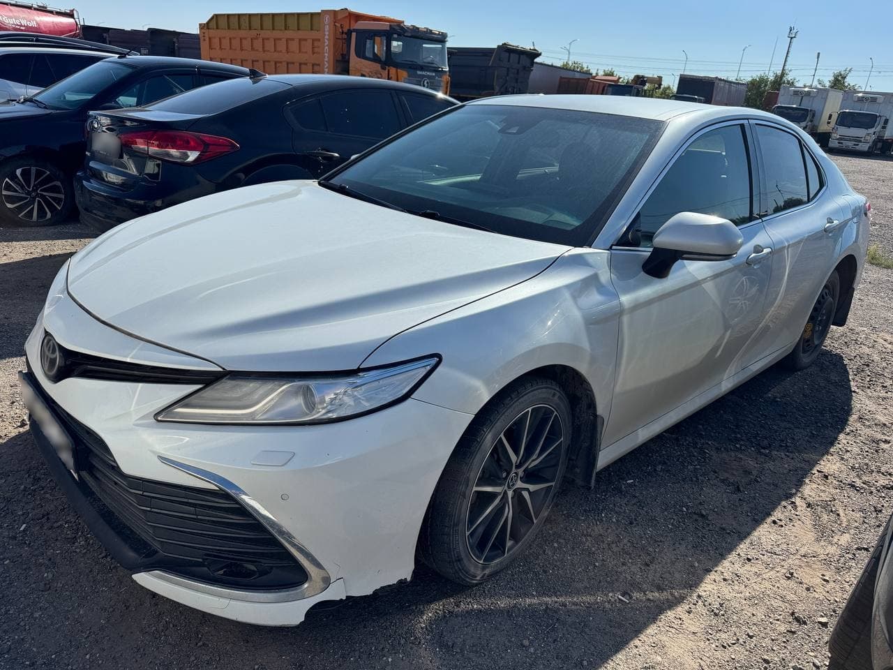 Toyota CAMRY - 1