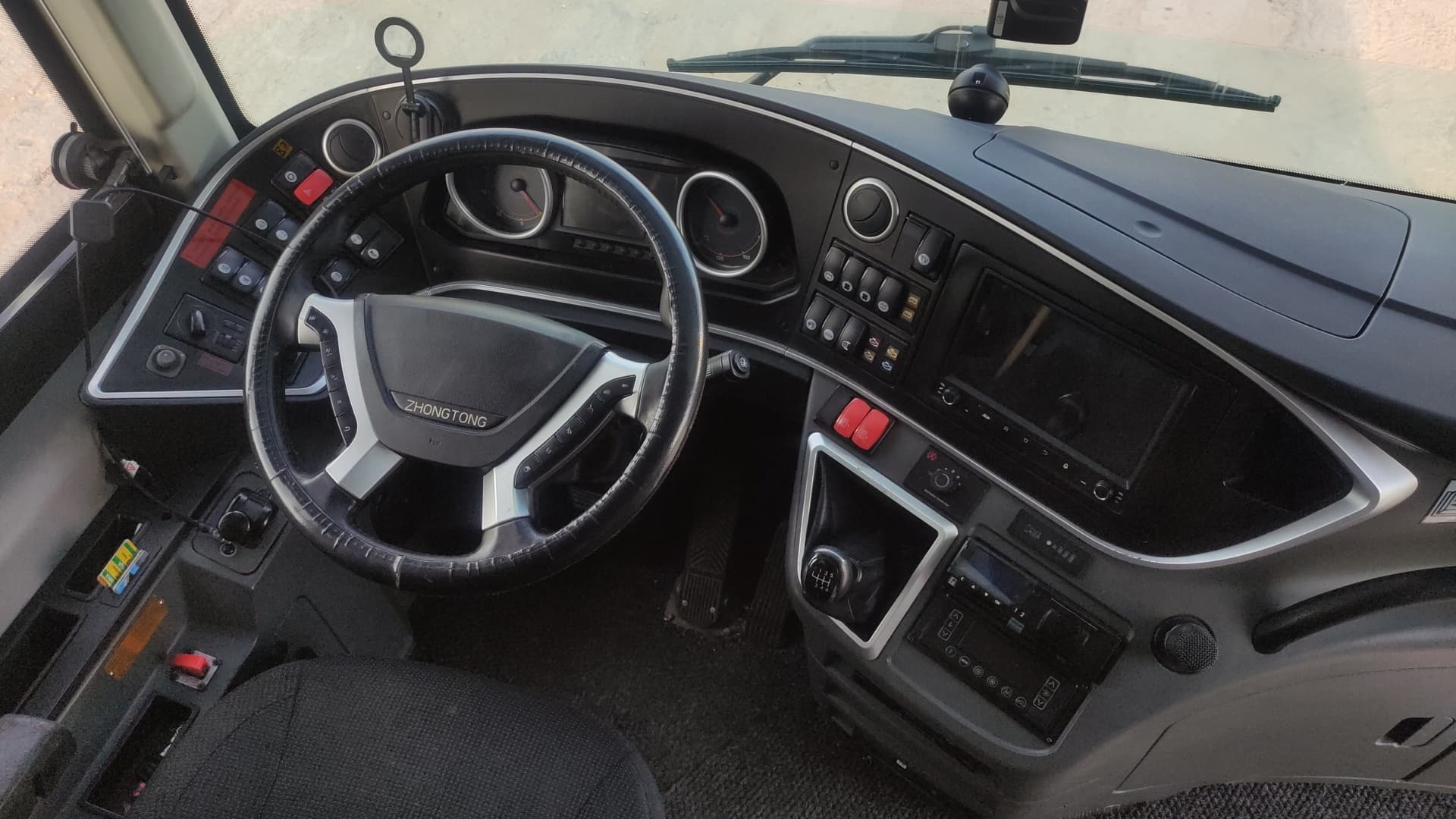 Zhongtong LCK6127* Автобус - 5