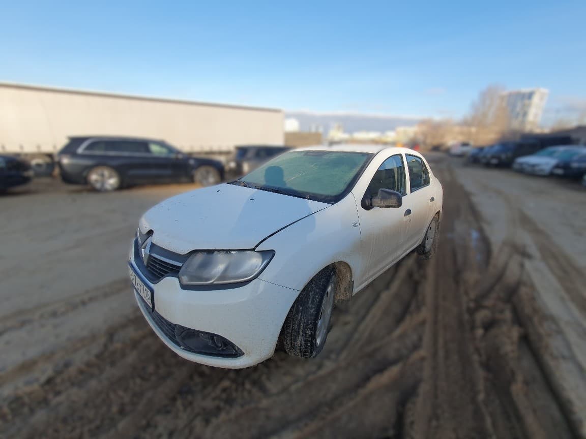 Renault Logan II - 1
