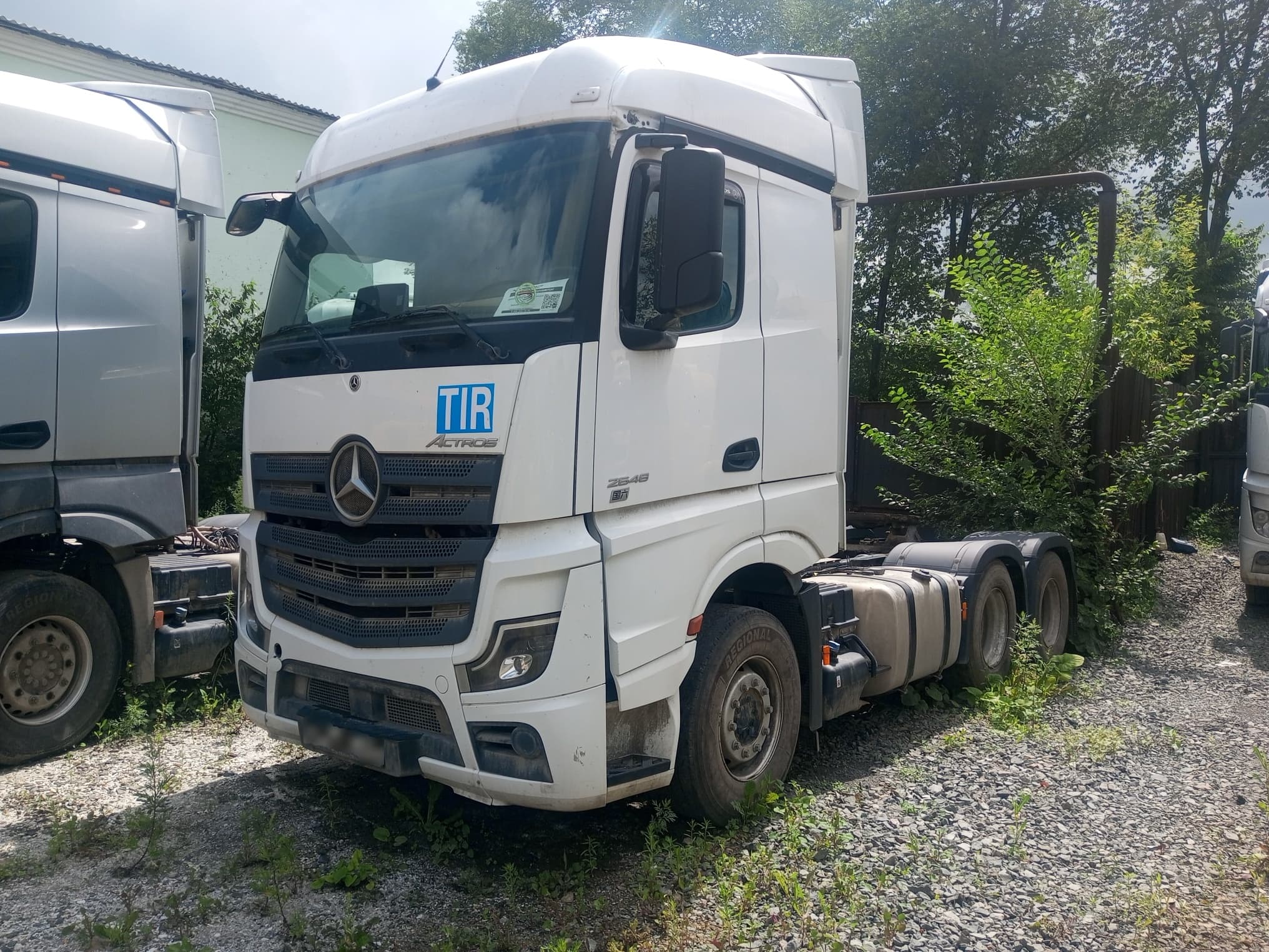 Mercedes-Benz Actros 6x4 Седельный тягач - 1