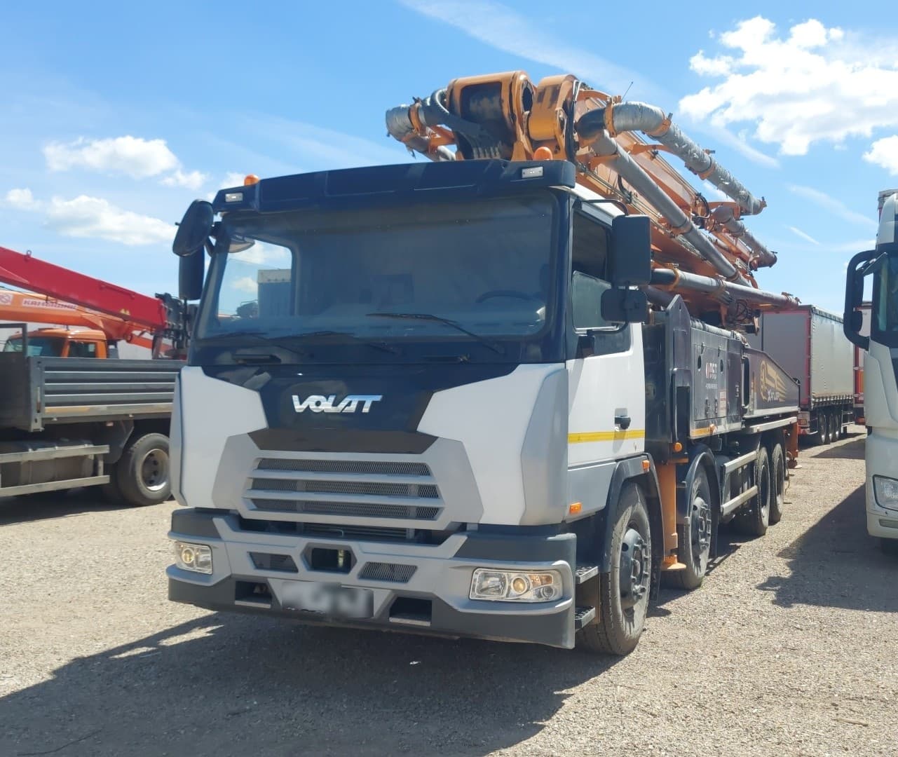 Ханджер Рус БНК* на шасси МЗКТ VOLAT 8X4 Автобетононасос - 1
