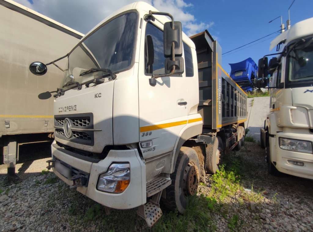 Dongfeng DFH 8x4 Самосвал - 1