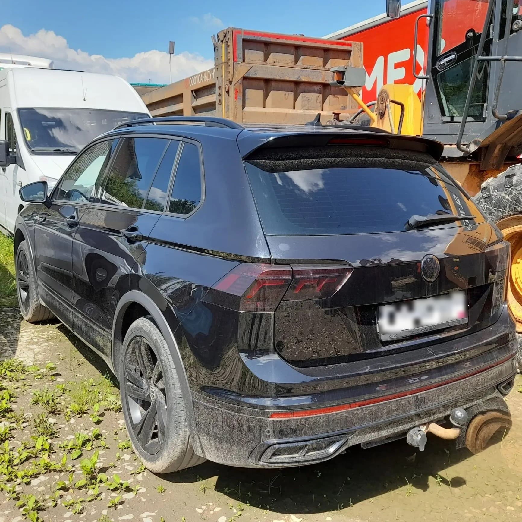 Volkswagen Tiguan - 4