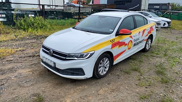 Volkswagen Bora - 1
