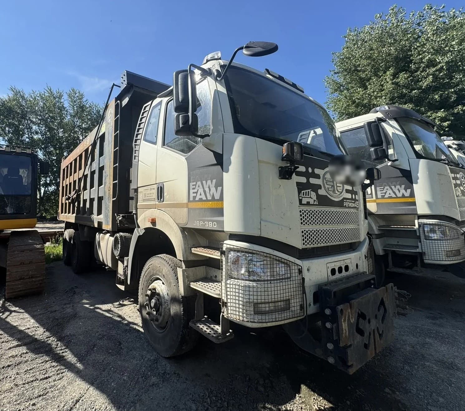 FAW J6* 6x4 Самосвал - 2