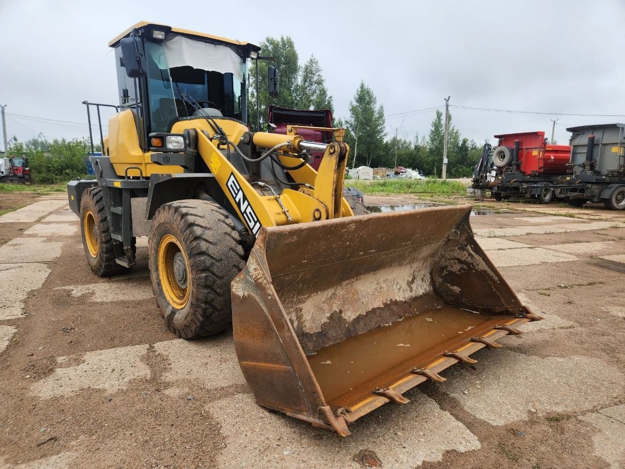 Ensign YX636 Фронтальный погрузчик - 2