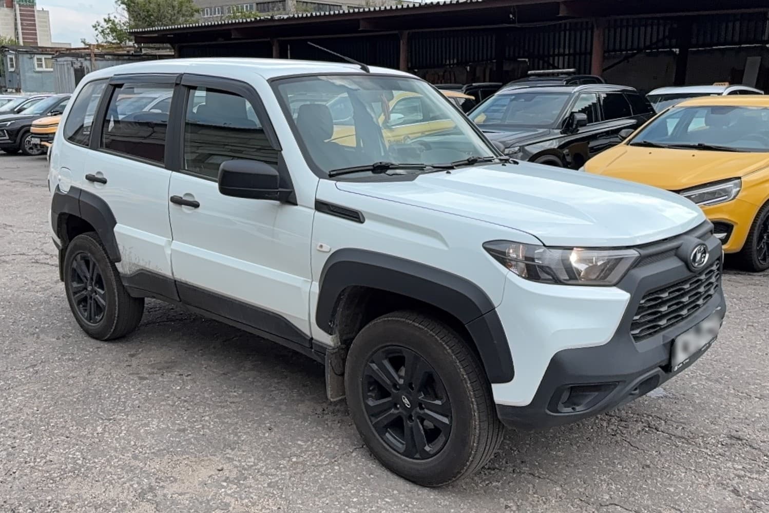 Lada Niva Travel - 2