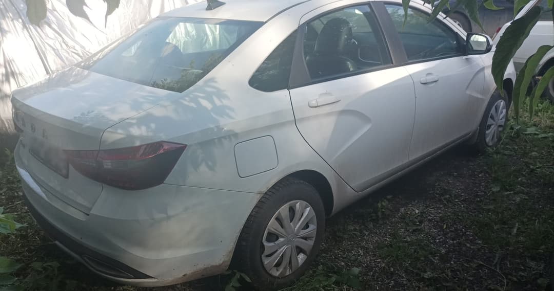 Lada Vesta седан - 3