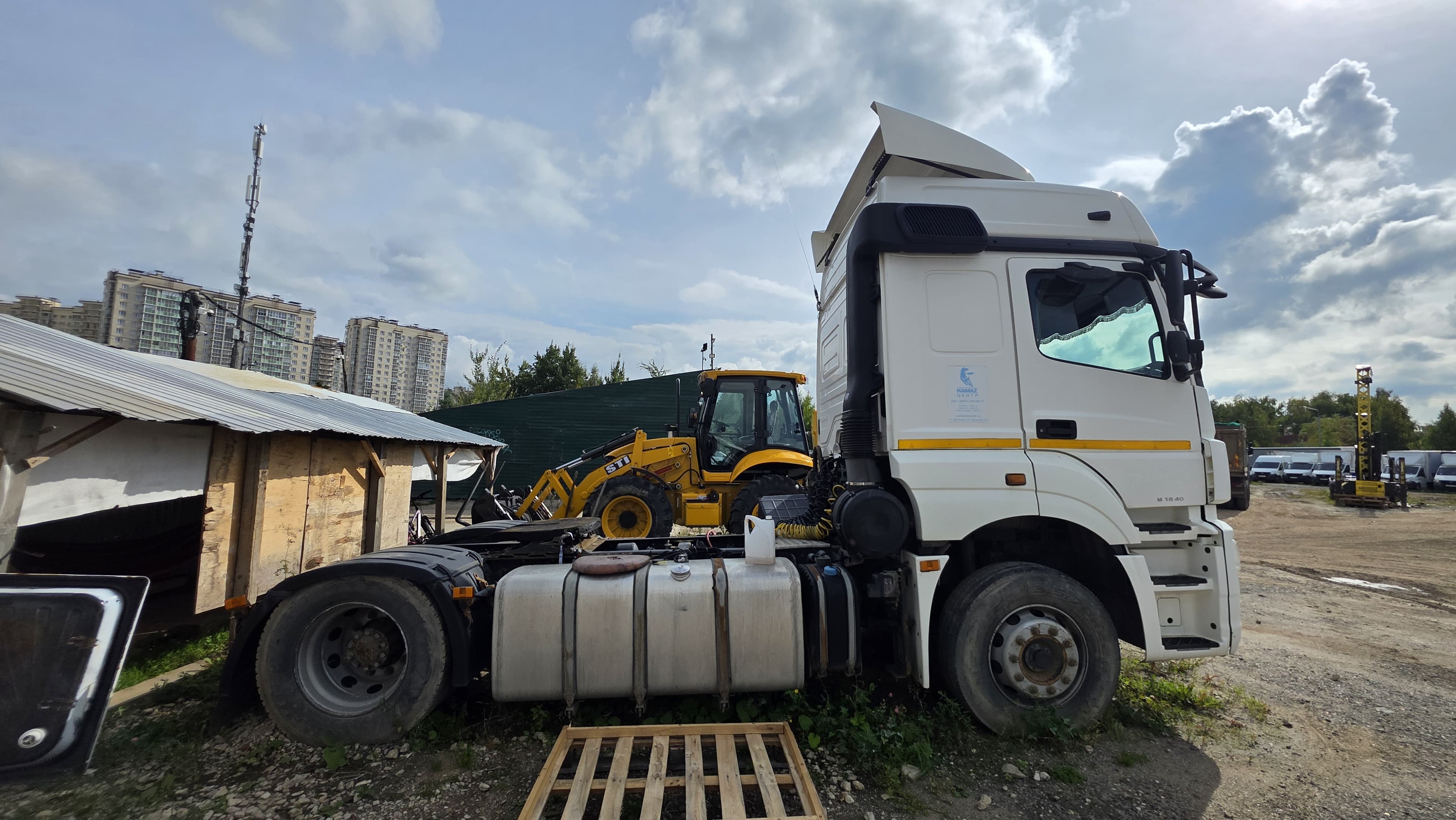 Камаз 5490 4x2 Седельный тягач - 3
