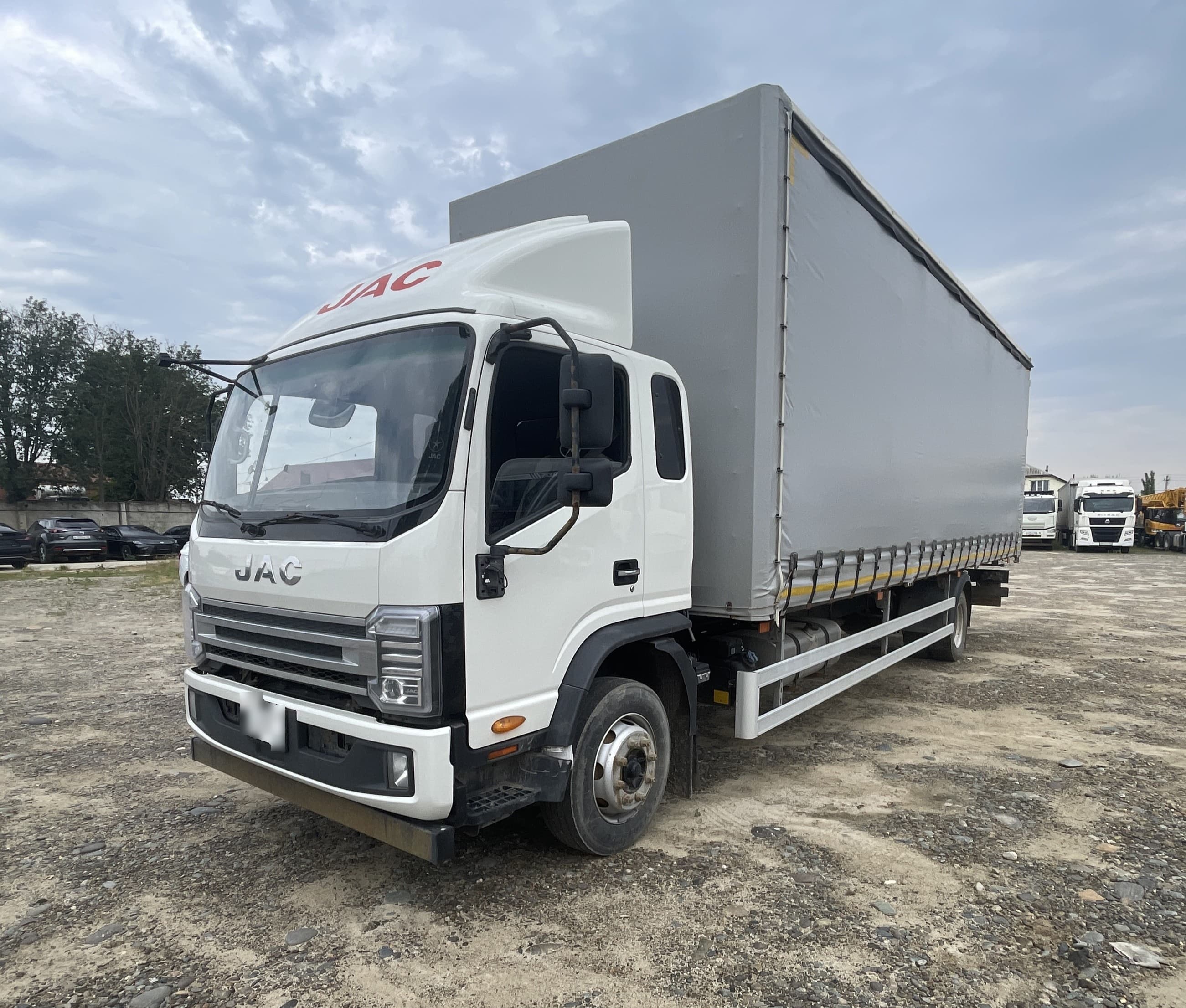 Нижегородский Автомеханический Завод 4716* на шасси JAC N120 4x2 Бортовой (Евроборт) - 1