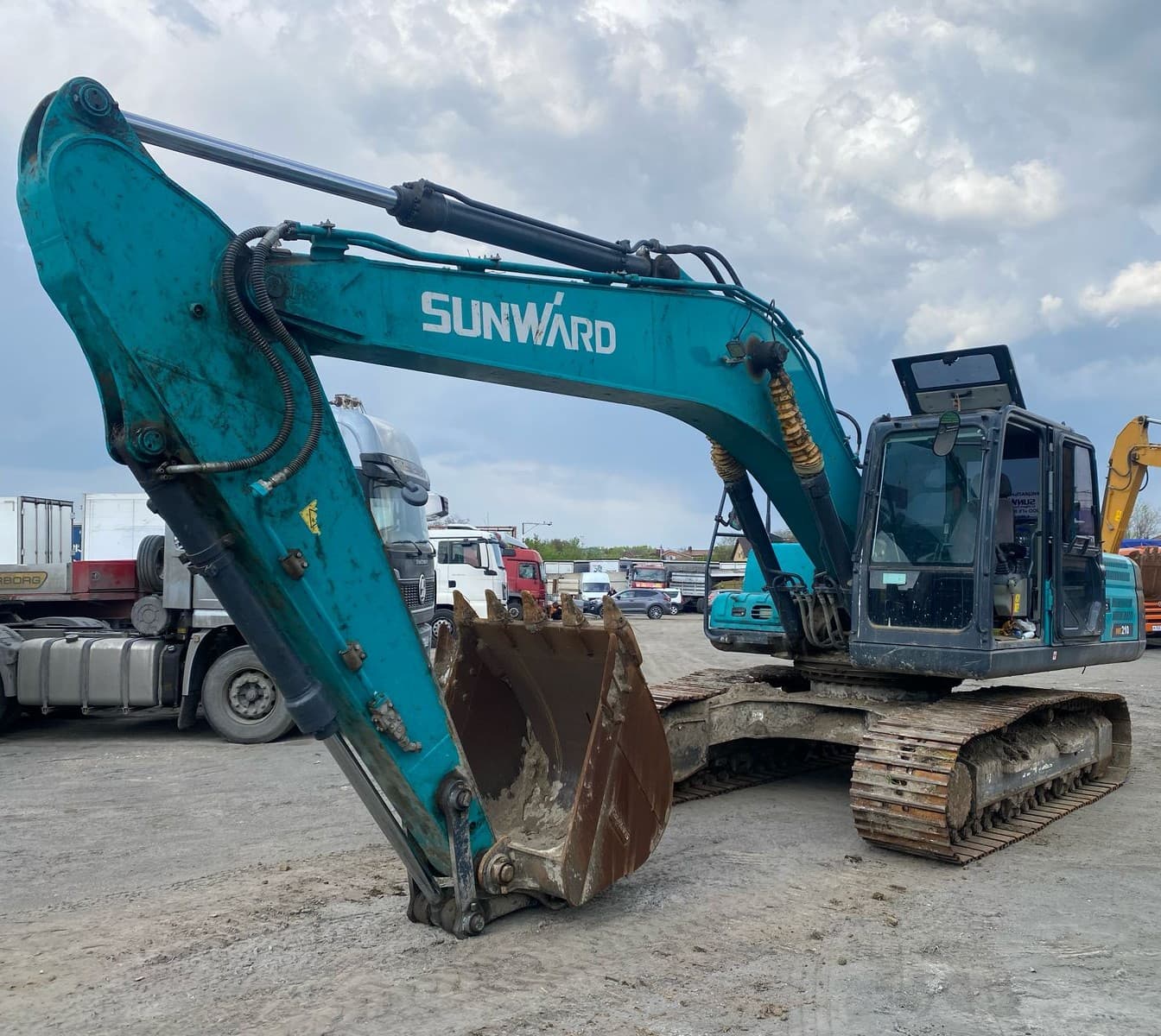 Sunward SWE210 Экскаватор - 1