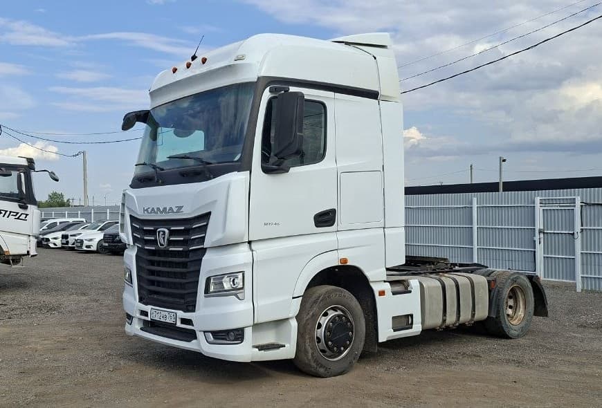 Камаз 54901 4x2 Седельный тягач - 1