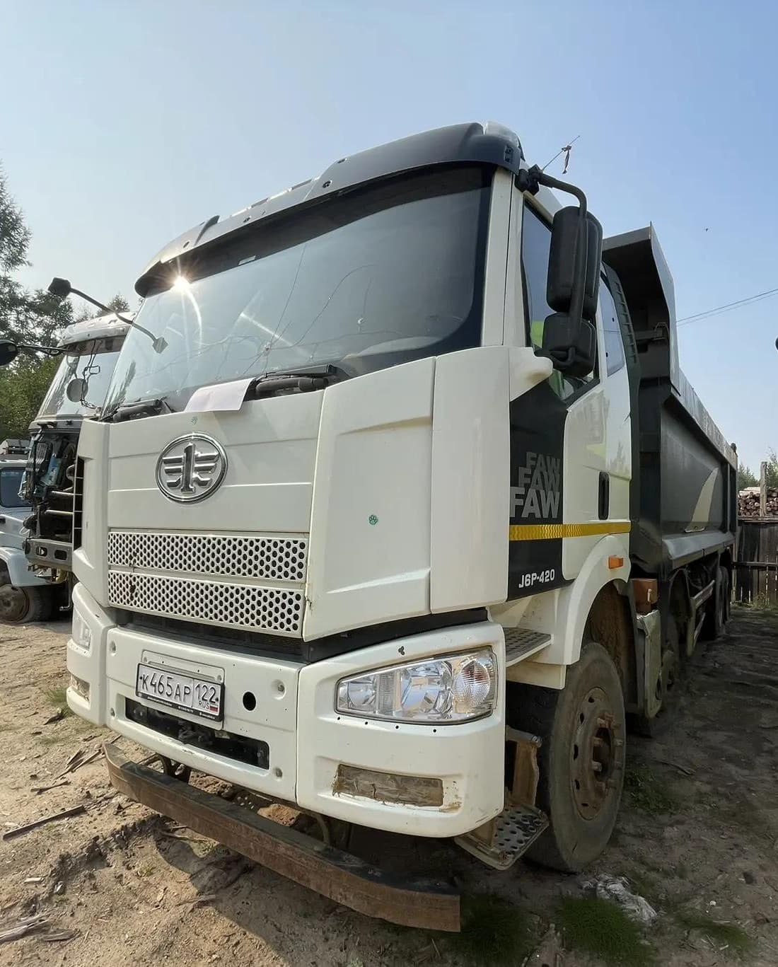 FAW CA 3310 8x4 Самосвал - 1