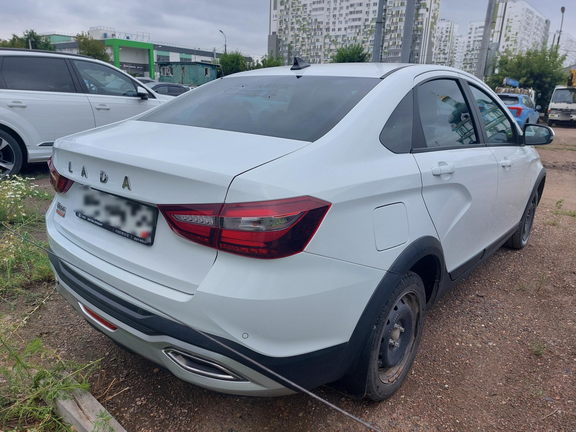 Lada Vesta Cross - 3