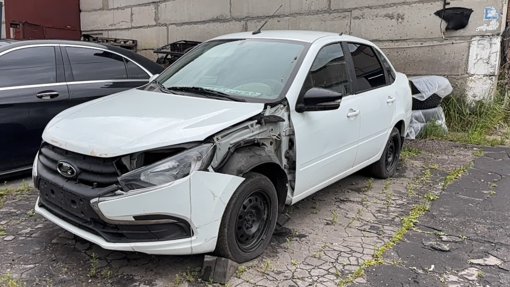 Lada Granta седан - 1