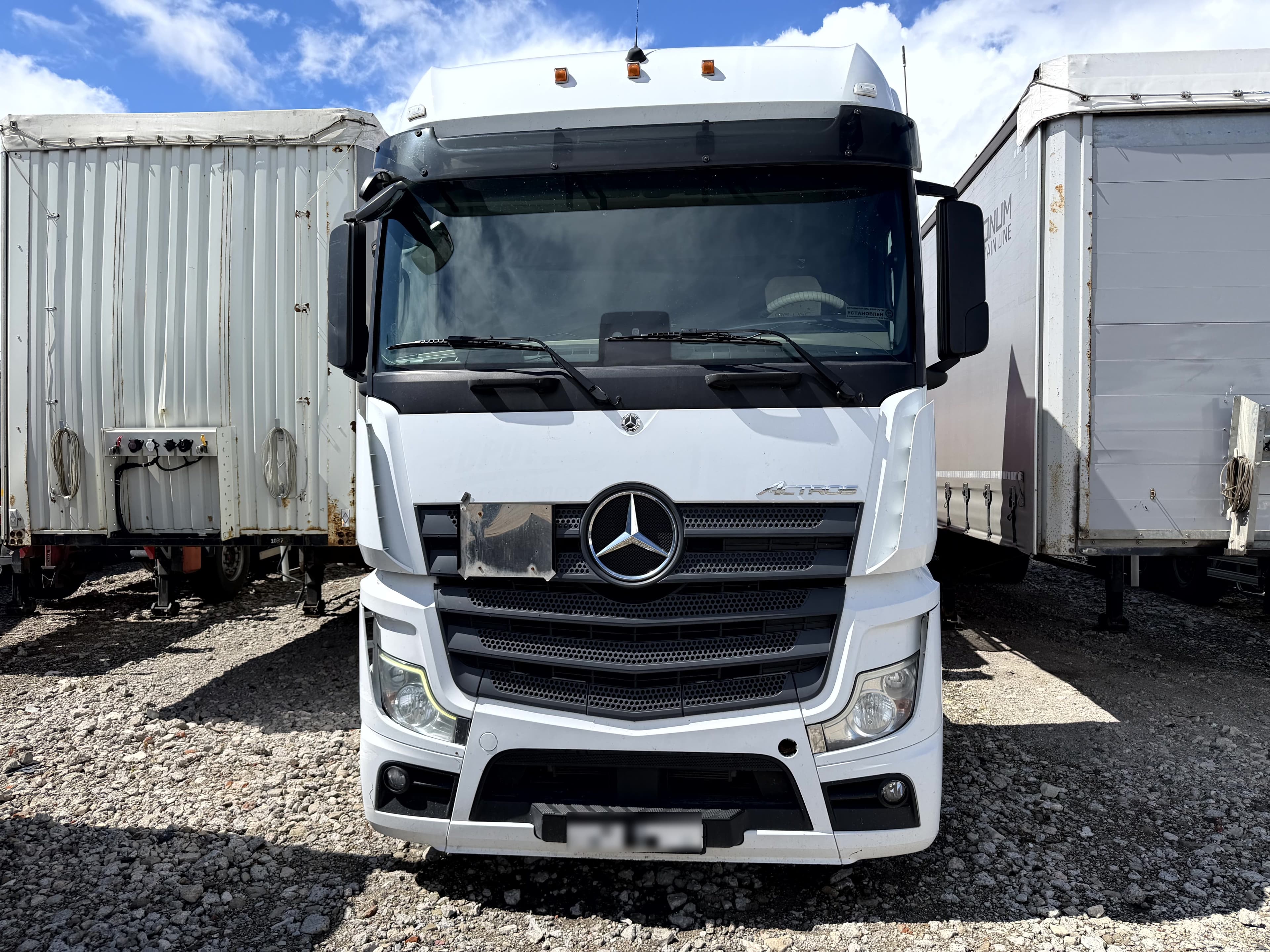 Mercedes-Benz Actros 4x2 Седельный тягач - 1