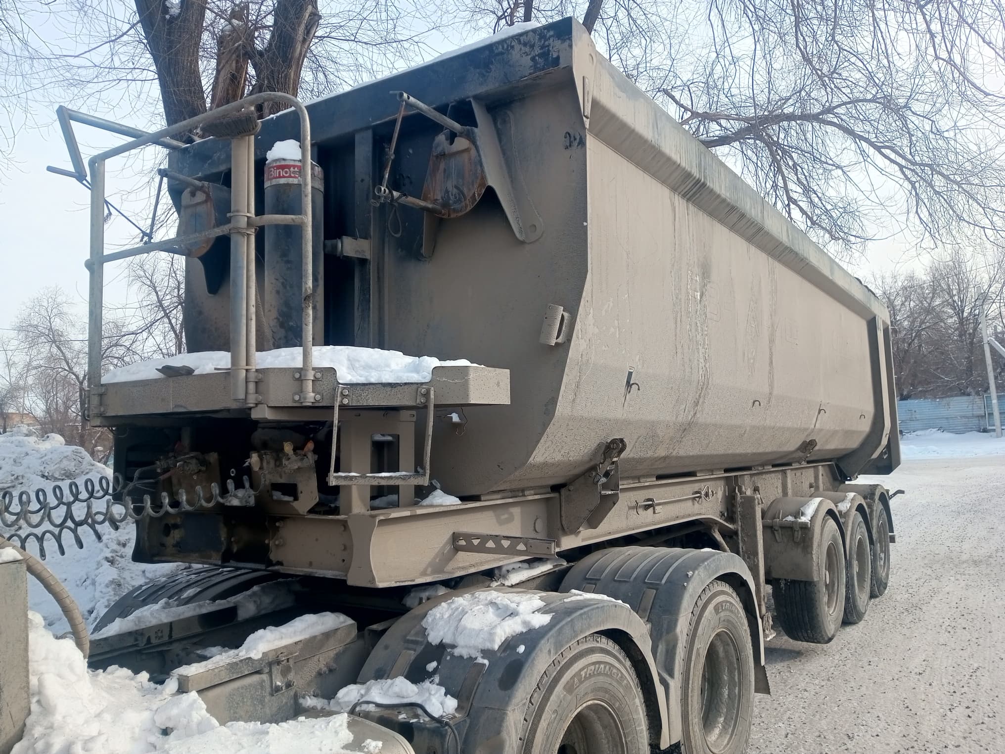 Grunwald 9453 Полуприцеп самосвальный - 1