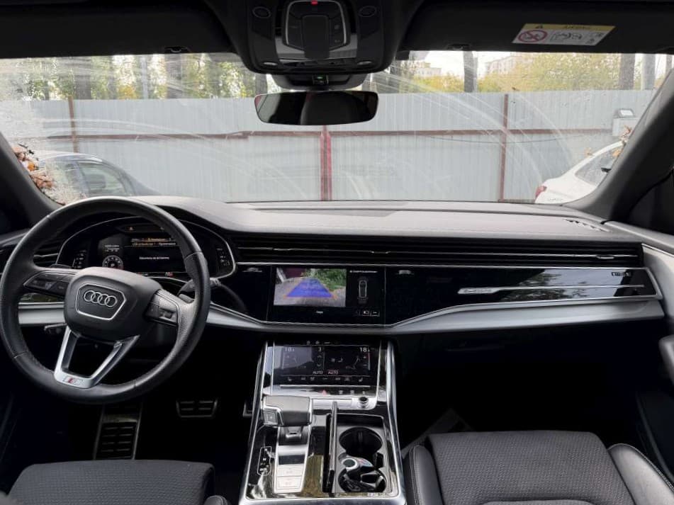 Audi Q8 - 5