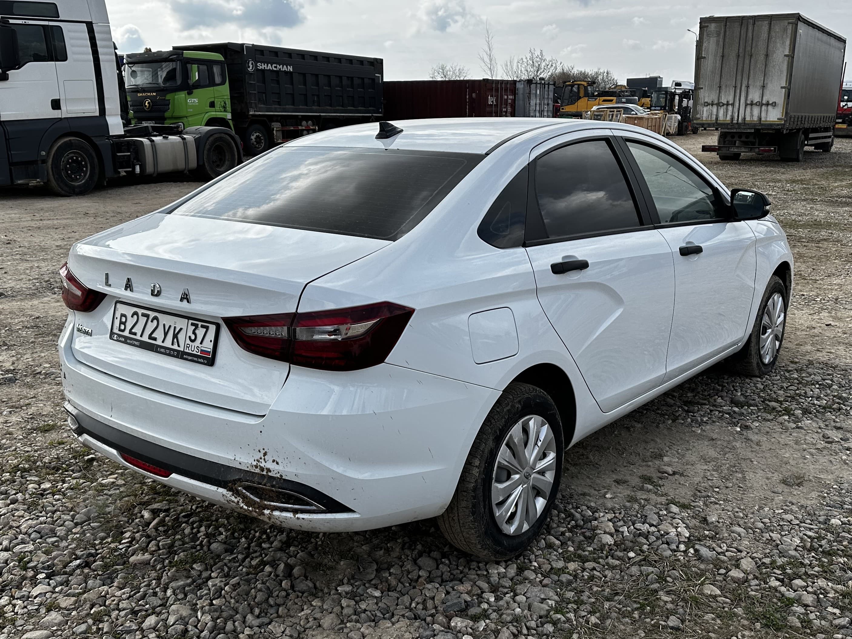 Lada Vesta седан - 3