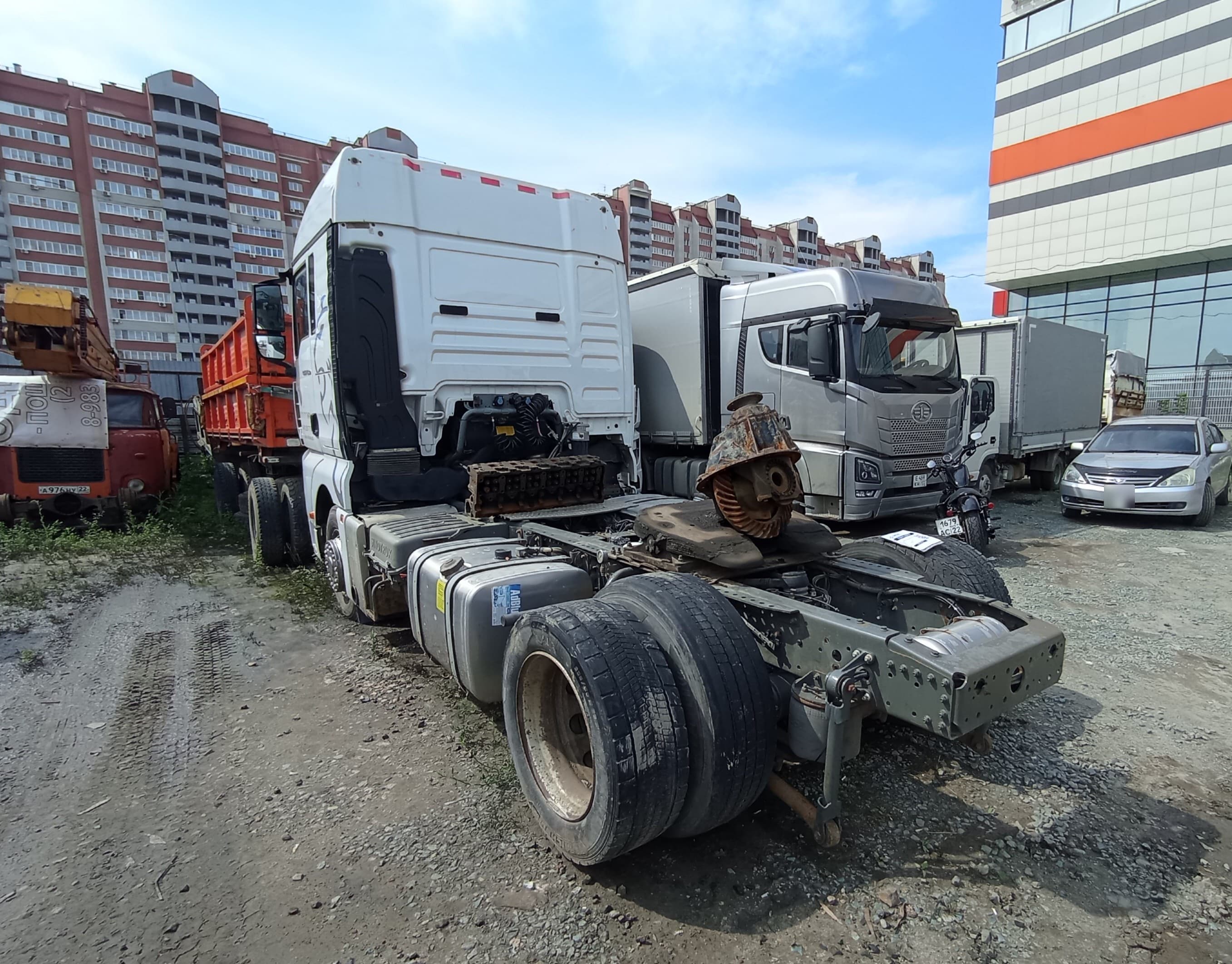 Sitrak C7H 4x2 Седельный тягач - 4
