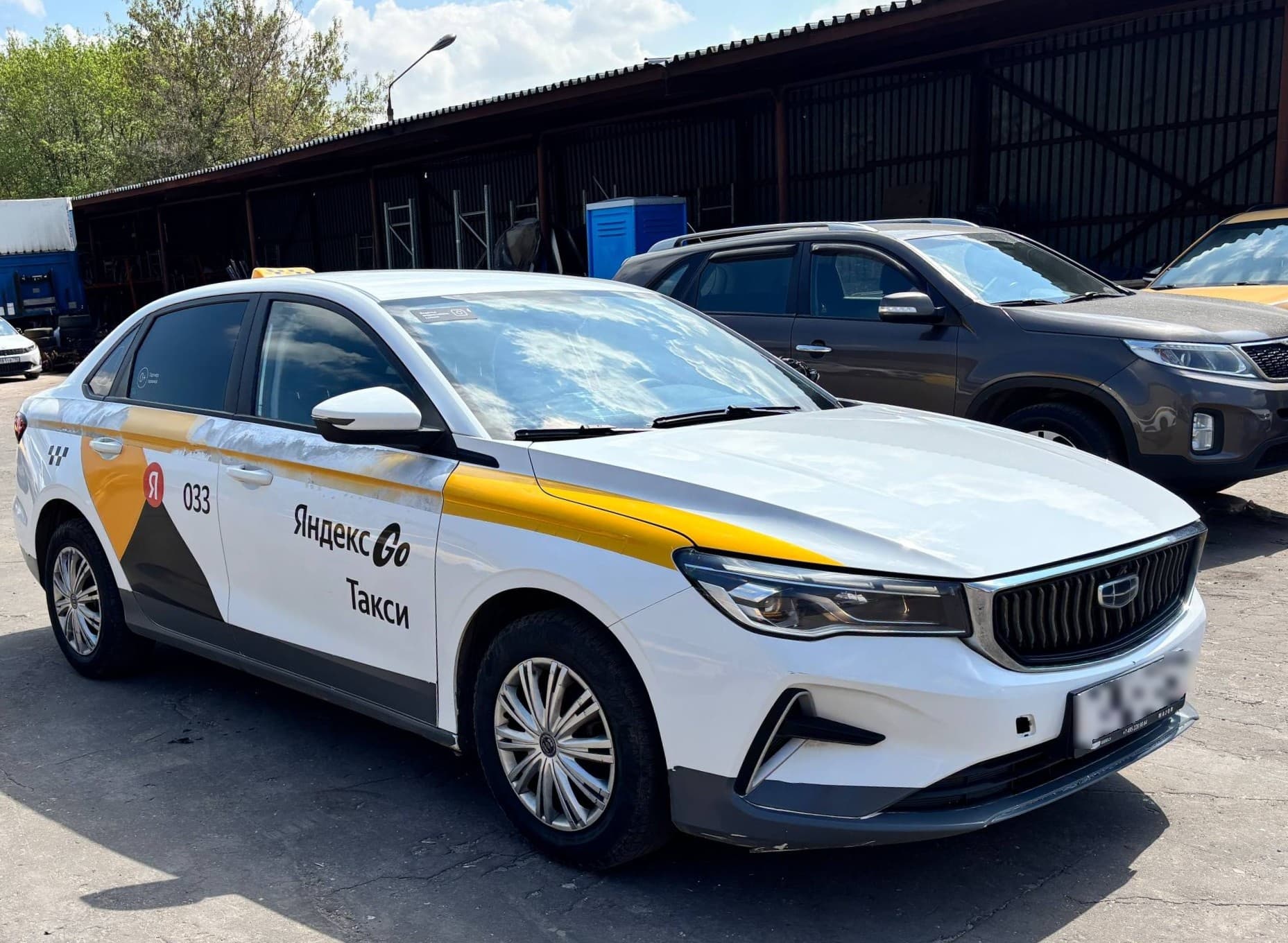 Geely Emgrand 7 - 2