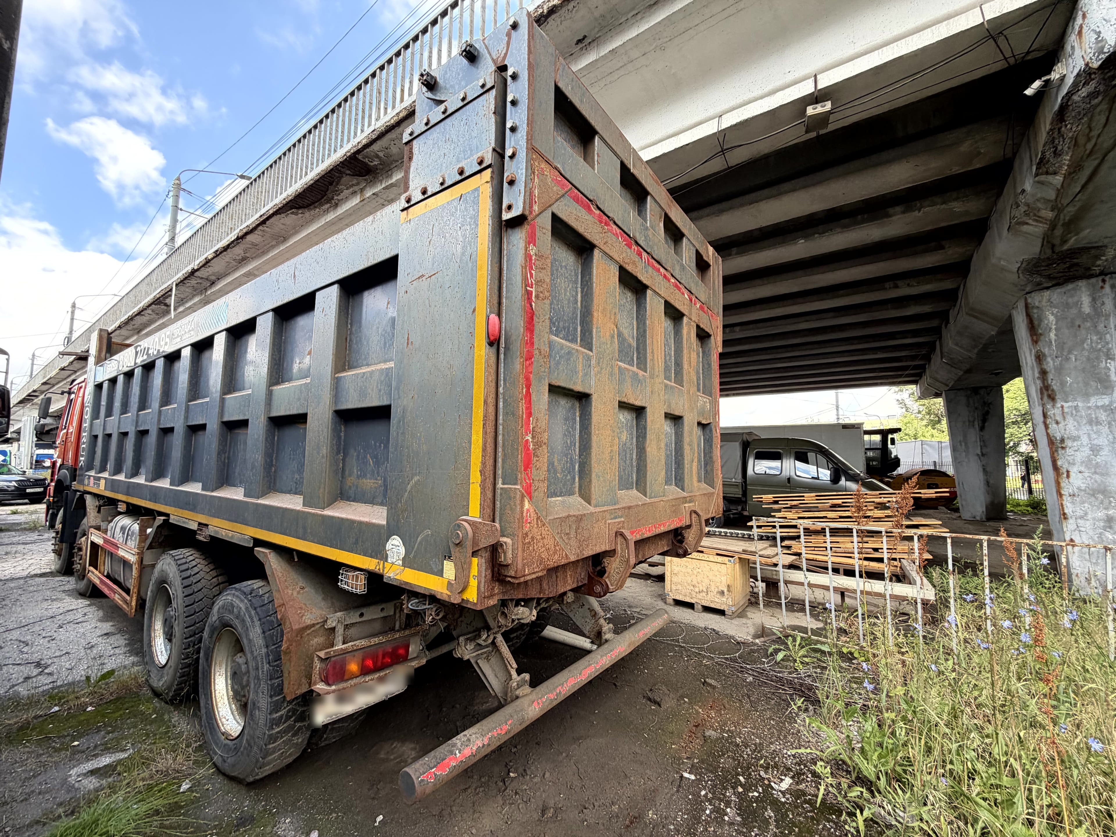 Howo ZZ3407S3867E 8x4 Самосвал - 4