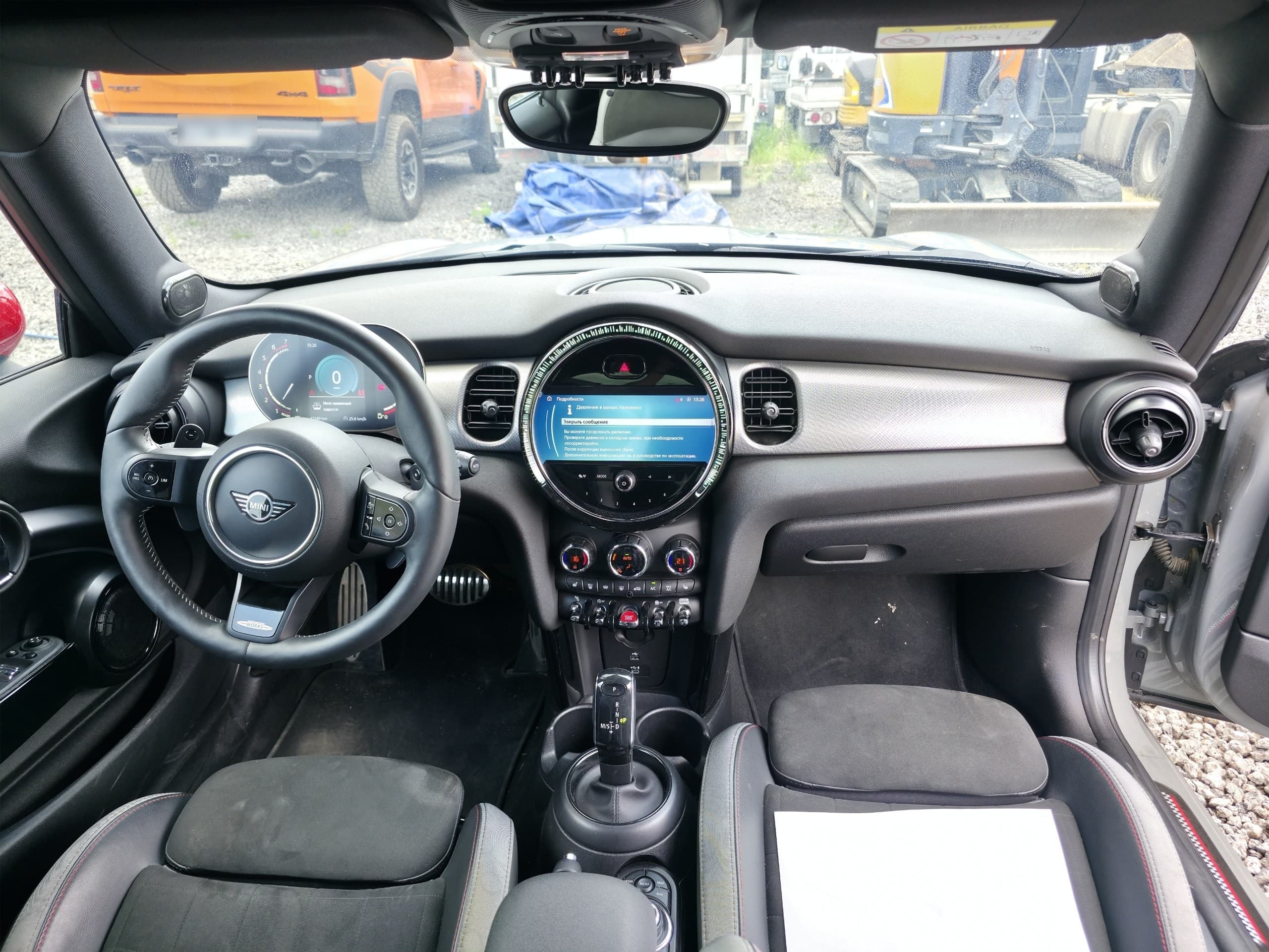 MINI 3 Door - 5