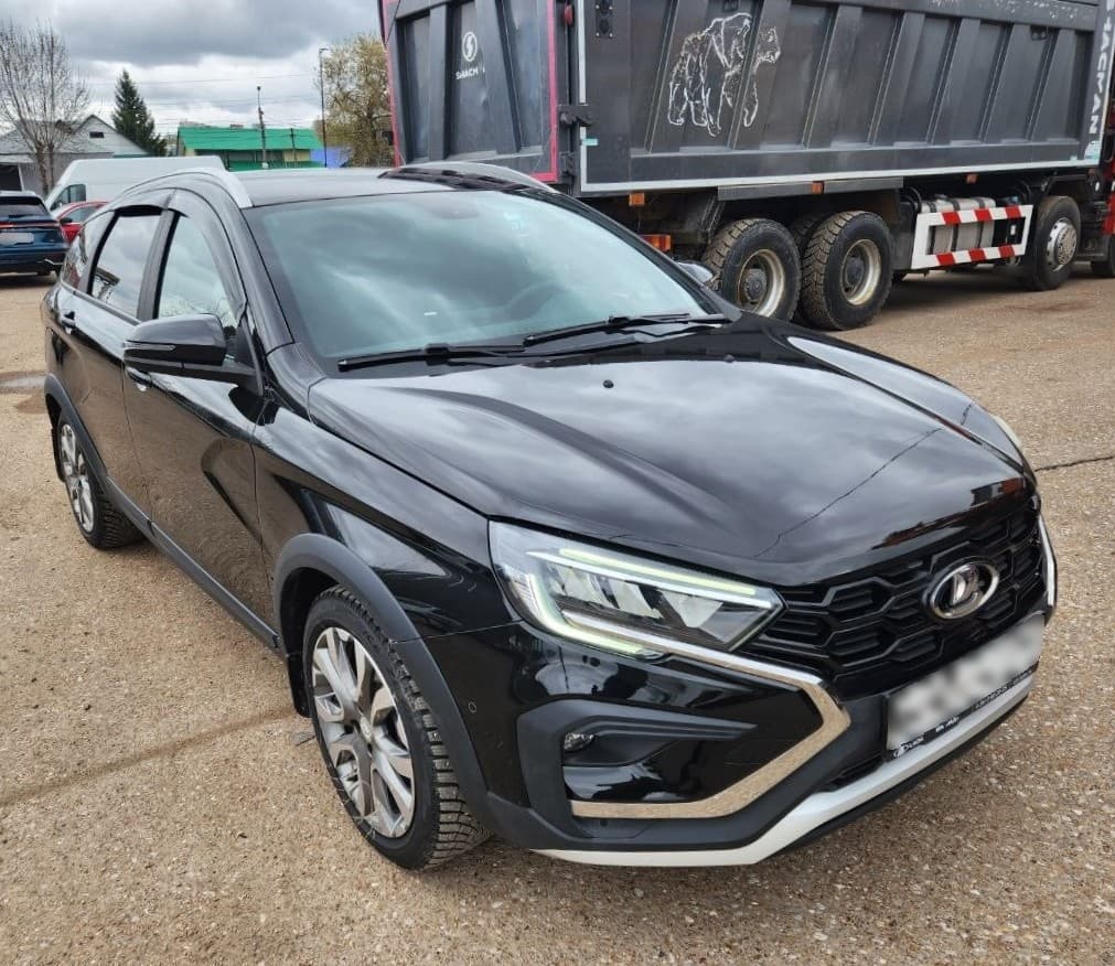 Lada Vesta SW Cross - 2