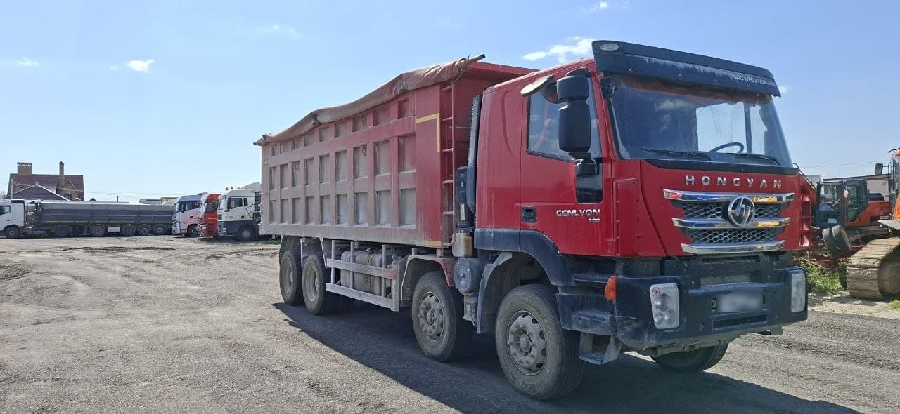 Hongyan 908 8x4 Самосвал - 2