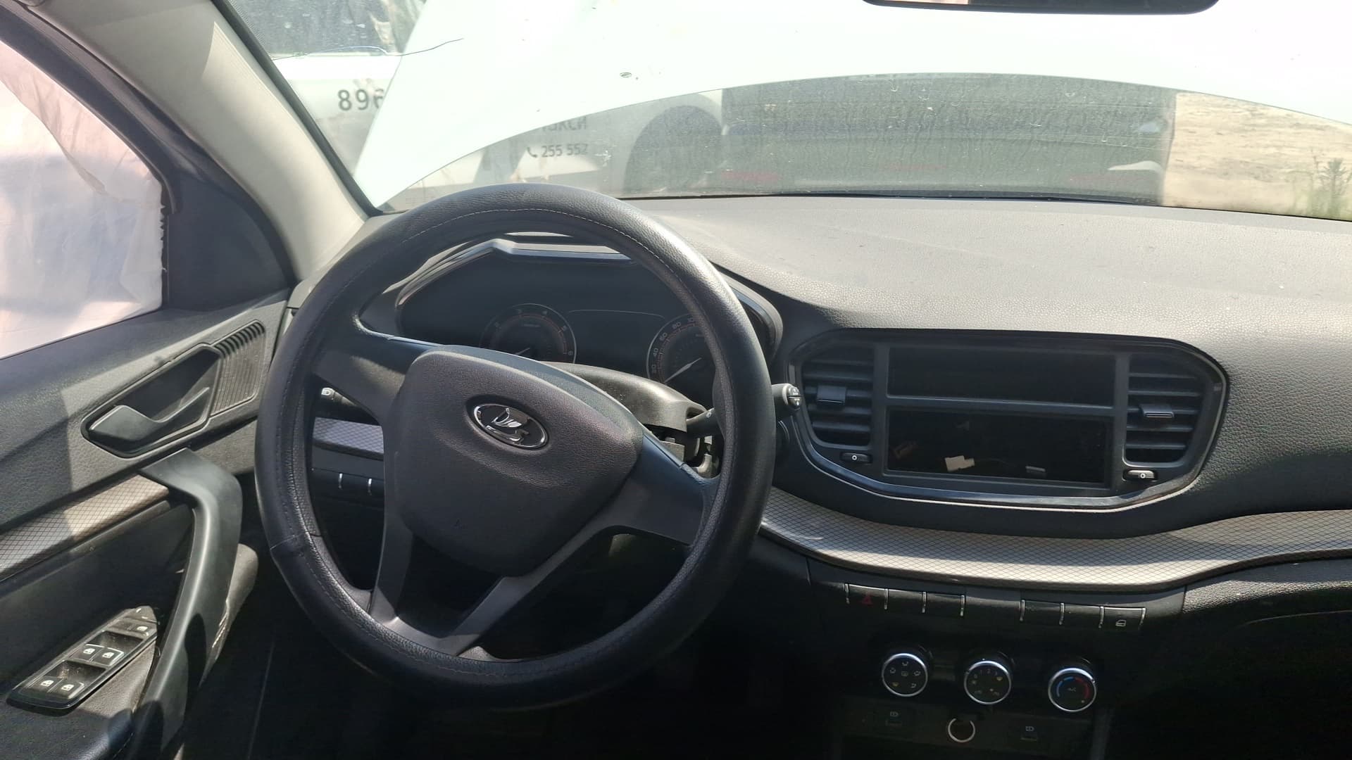 Lada Vesta седан - 5