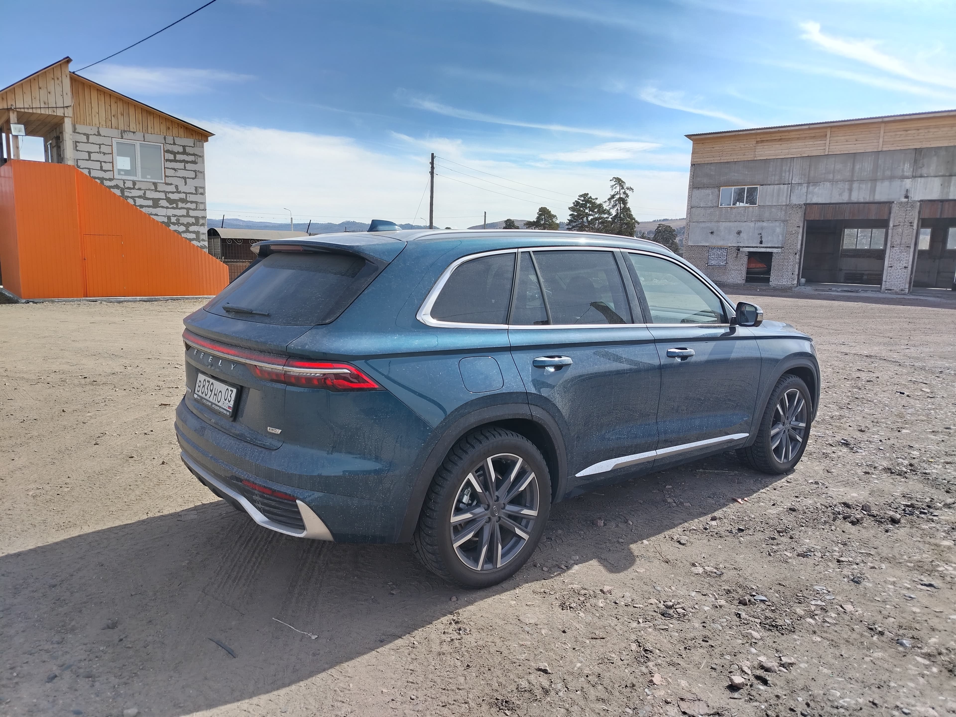 Geely Monjaro - 3