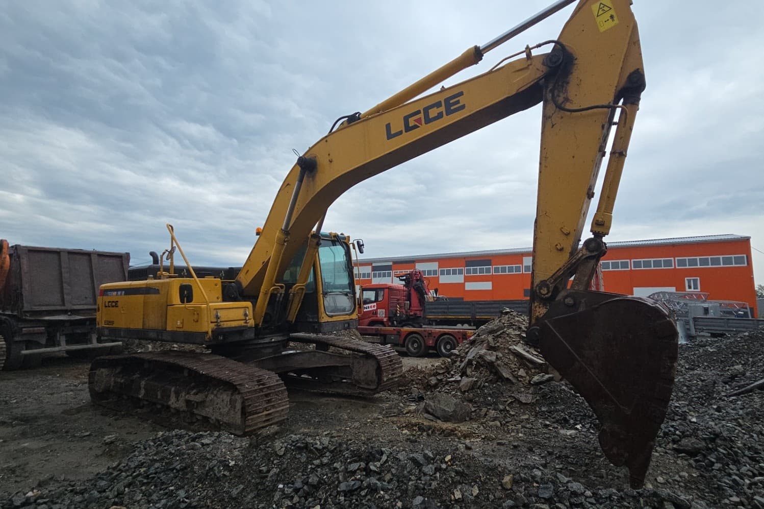 Lgce E6255 Экскаватор - 2