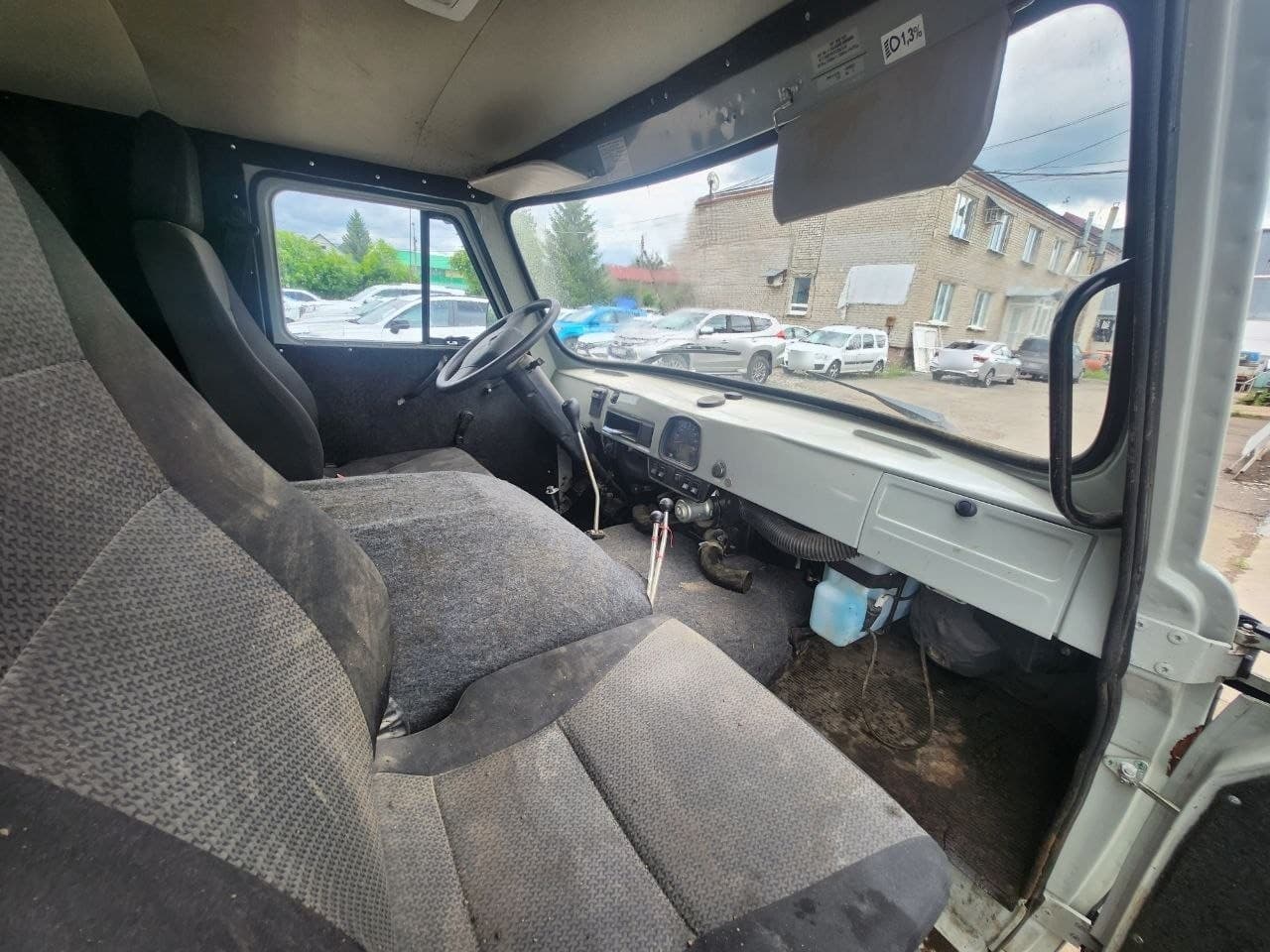 UAZ 3909* Грузопассажирский - 5