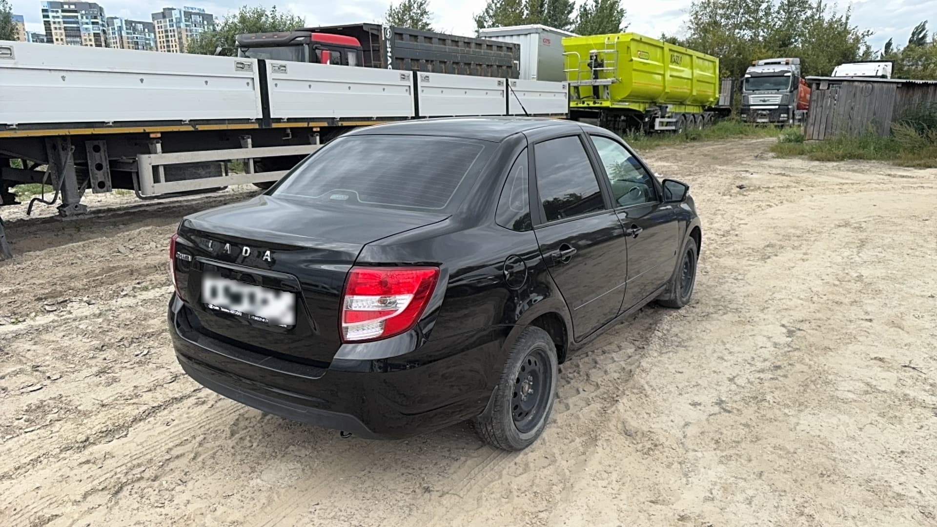 Lada Granta седан - 3