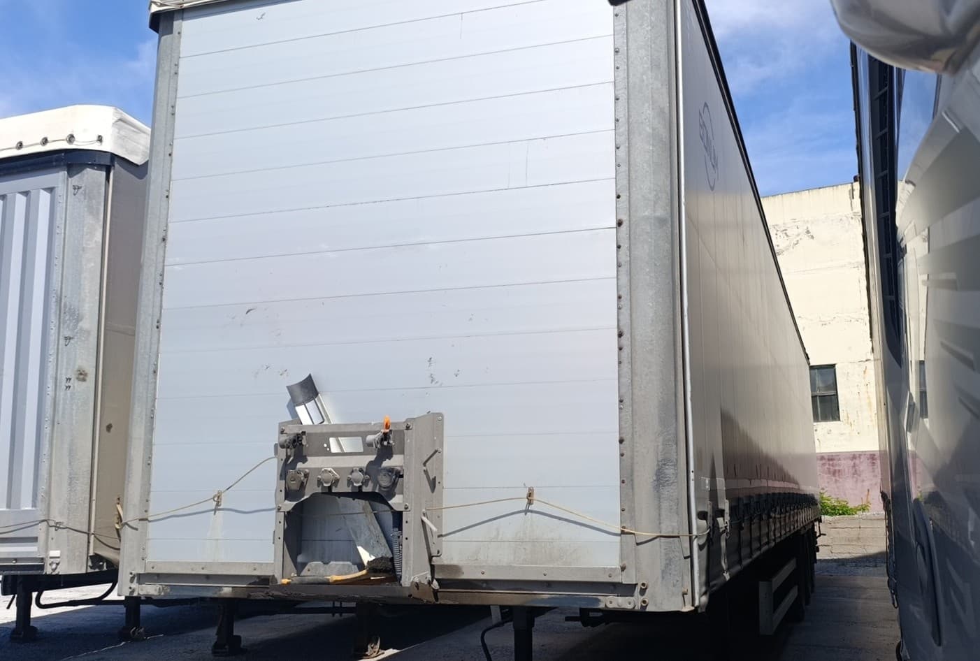 Bonum 914296 Полуприцеп шторный - 1