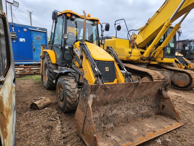 JCB 3CX Экскаватор-погрузчик - 2