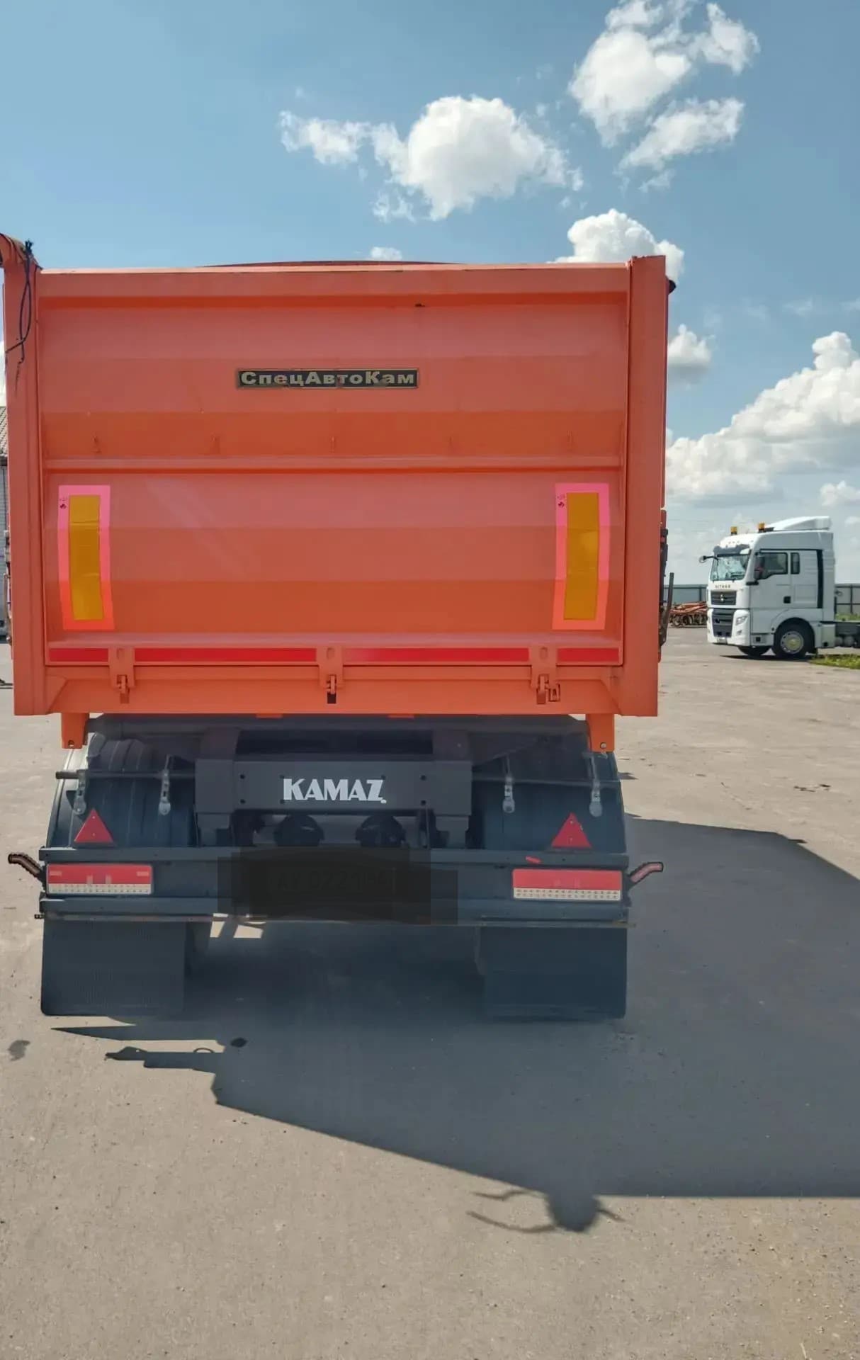 Спецавтокам 8531* Прицеп самосвал - 3