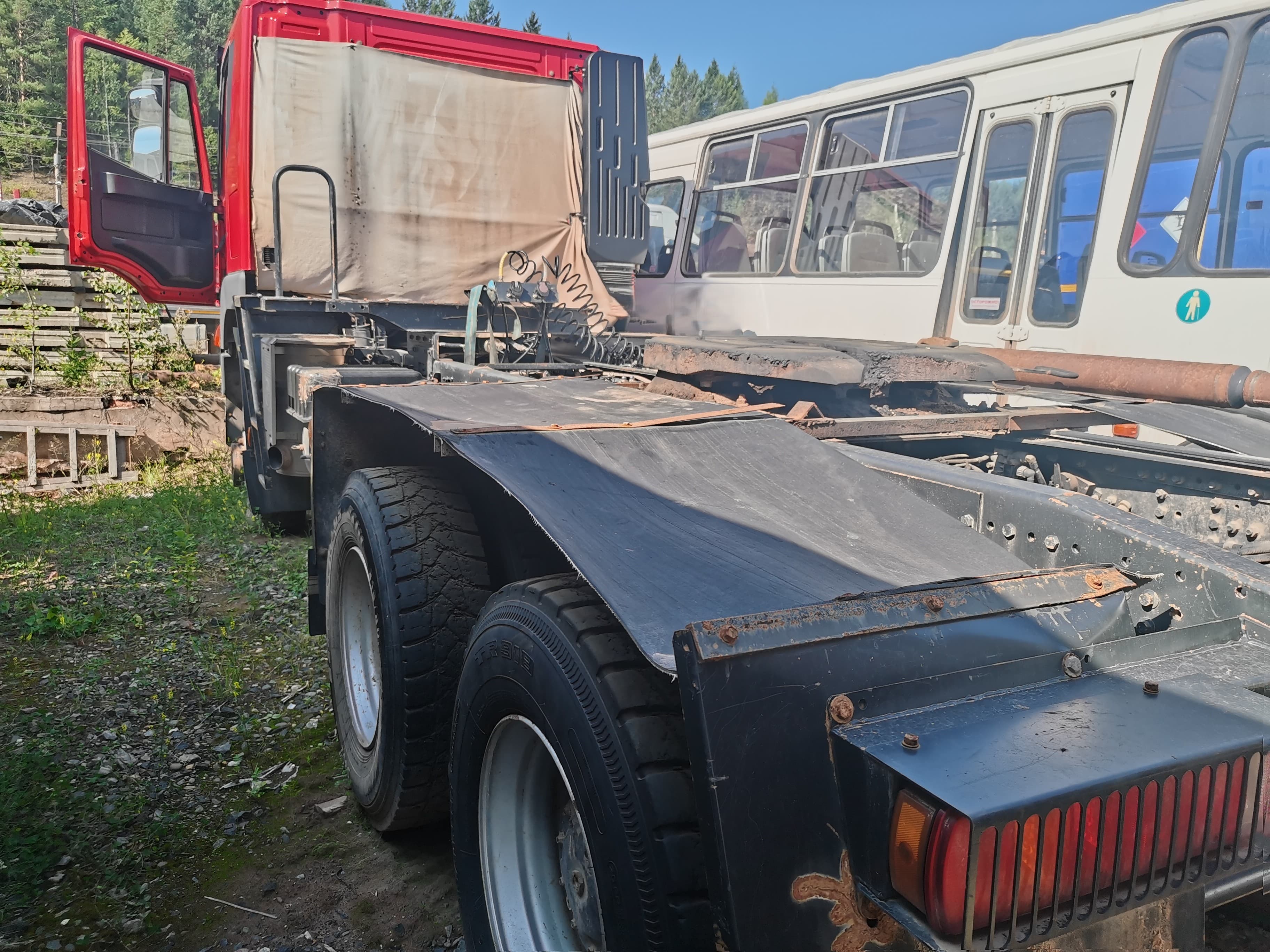 Амт N.v. 6329* 6X6 Седельный тягач - 4