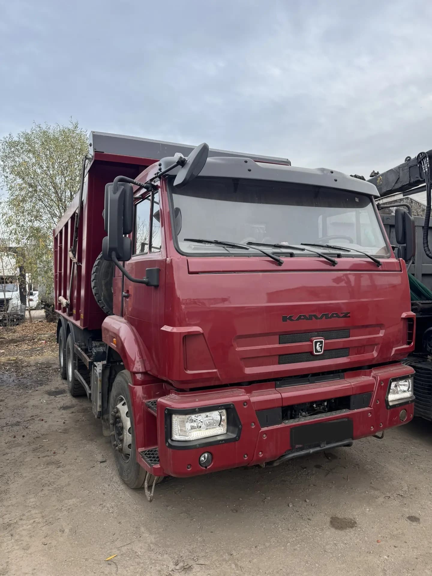 Камаз 6520 6X4 Самосвал - 1