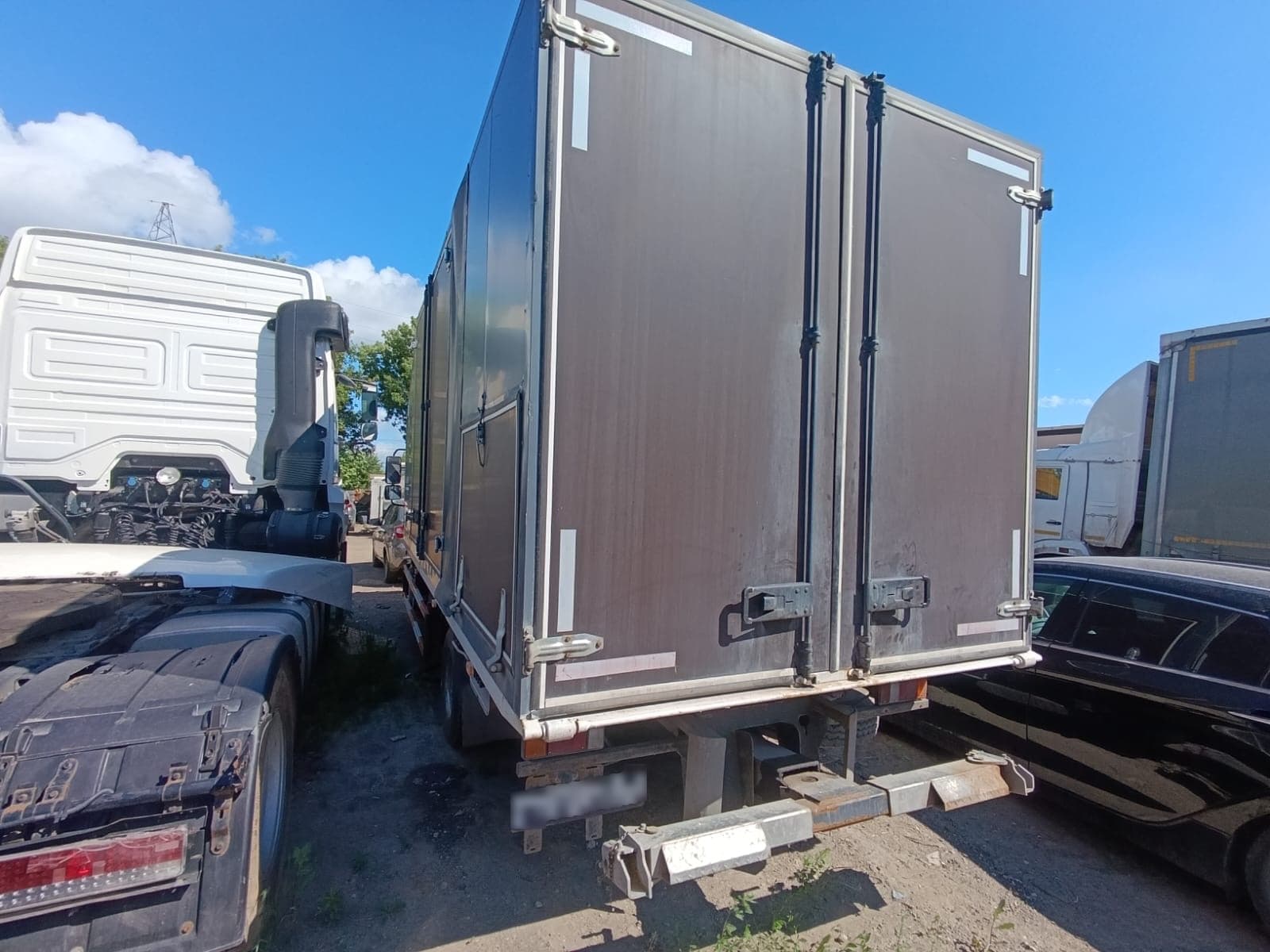 ISUZU ELF 7.5 4x2 Эвакуатор - 4